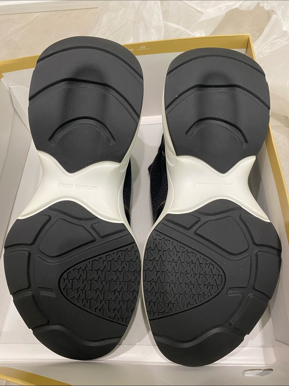 NEW in box Michael Kors Woman zip on Zuma trainer Size 10 - Picture 5 of 9